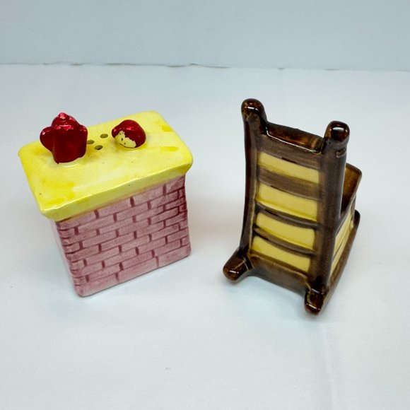 Novelty Vintage Ceramic Salt and Pepper Shakers Fireplace & Rocking Chair *read* - Picture 2 of 6